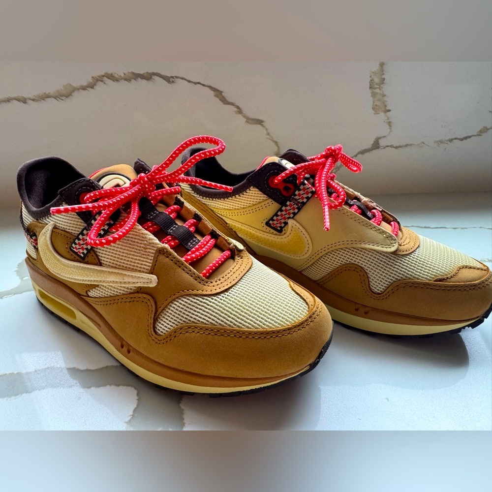 Travis Scott x Air Max 1 'Wheat' - Mens Sz 5.5 (Equivalent to Woman’s Sz 7) - Picture 3 of 13